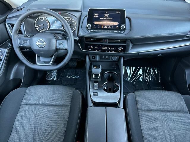 Used 2026 Nissan Rogue SV FWD image 15