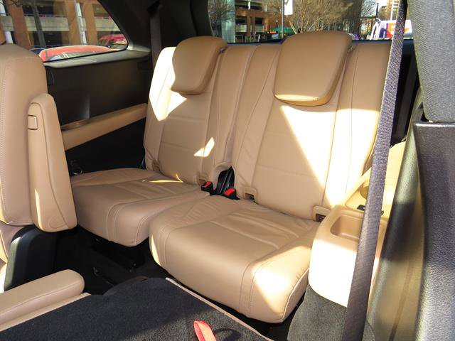 Used 2024 Mercedes-Benz GLS 450 4MATIC image 23