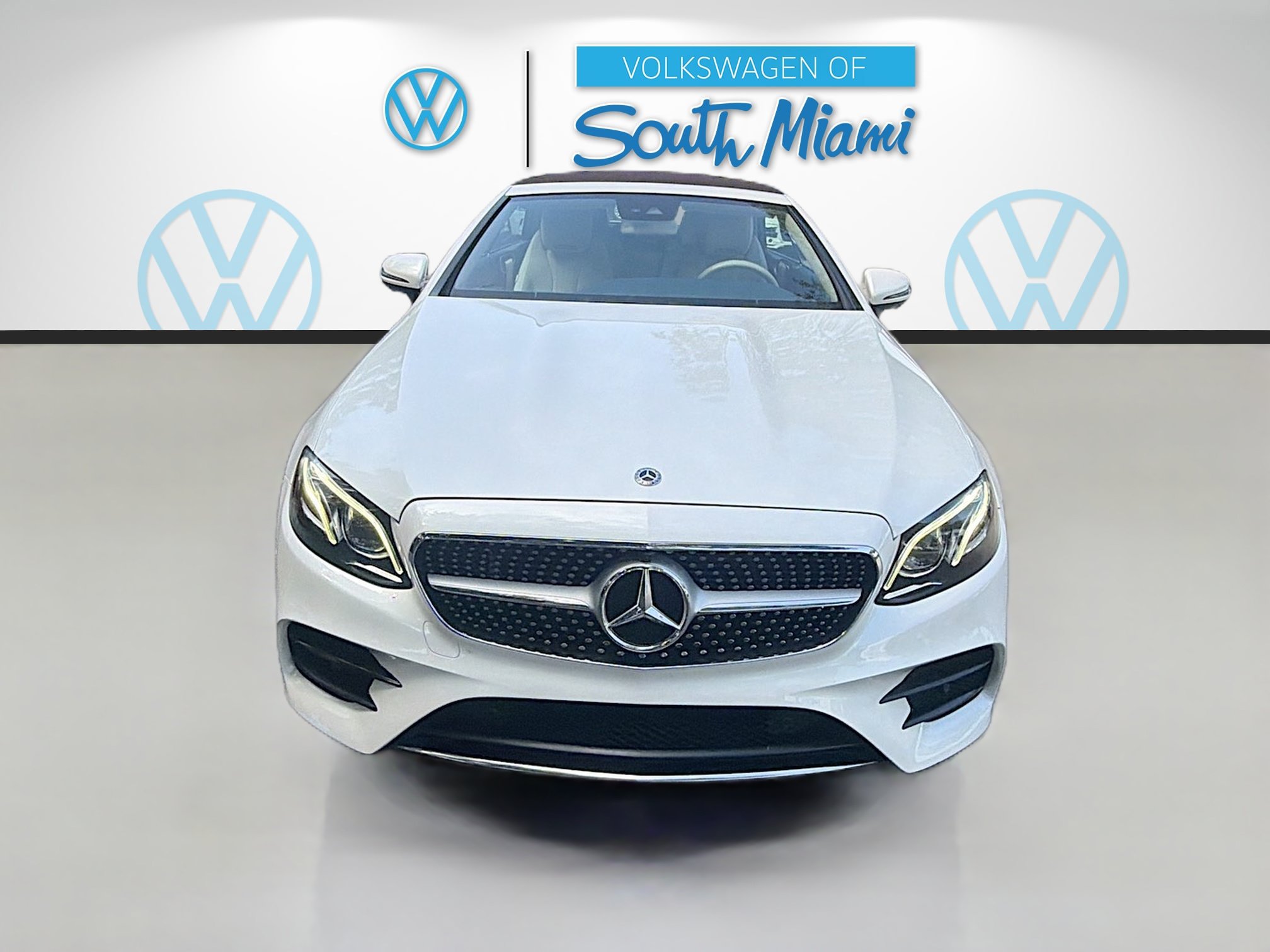 Used 2019 Mercedes-Benz E 450 Cabriolet image 2