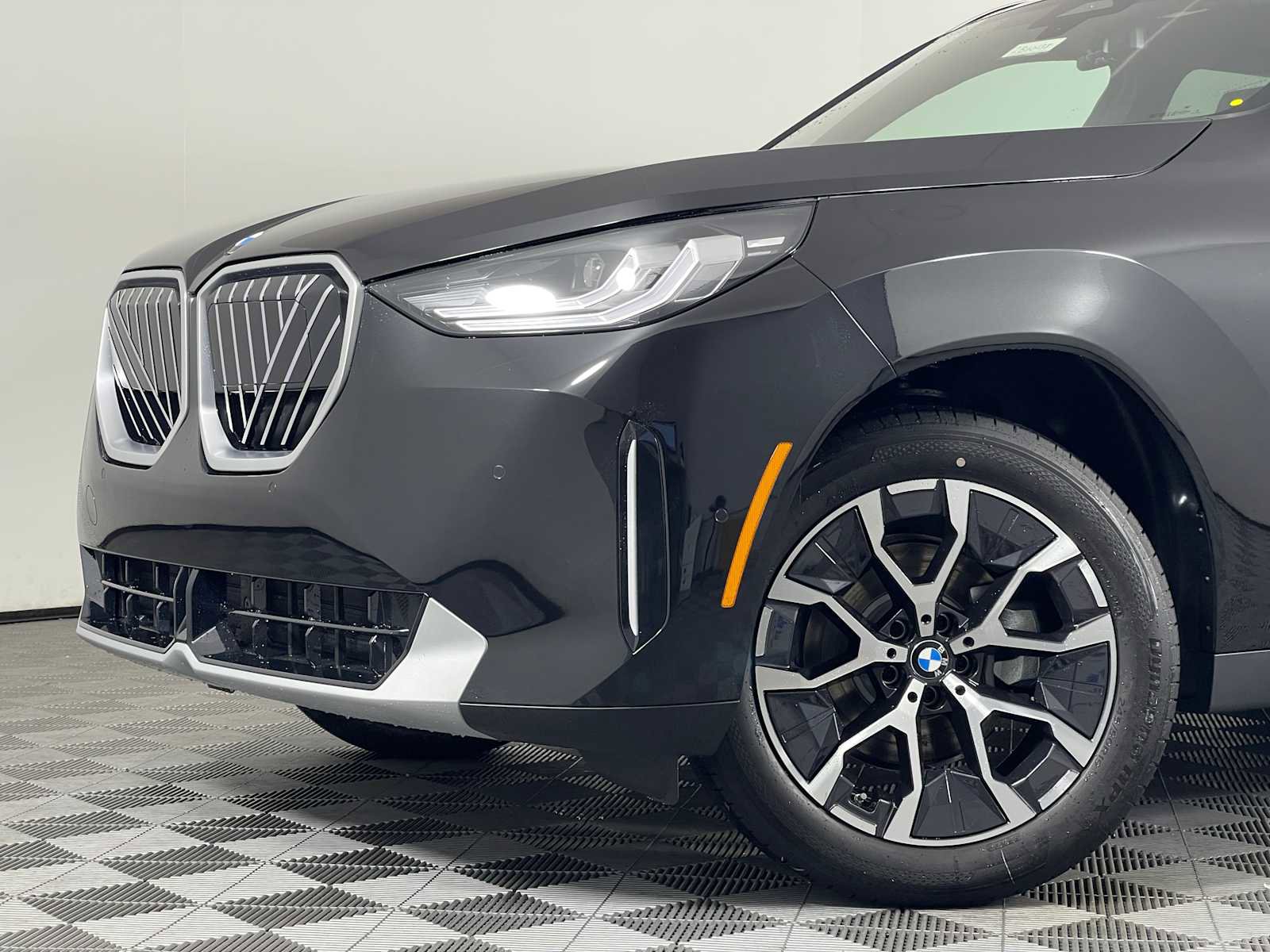 New 2026 BMW X3 xDrive30 w/ Convenience Package image 2