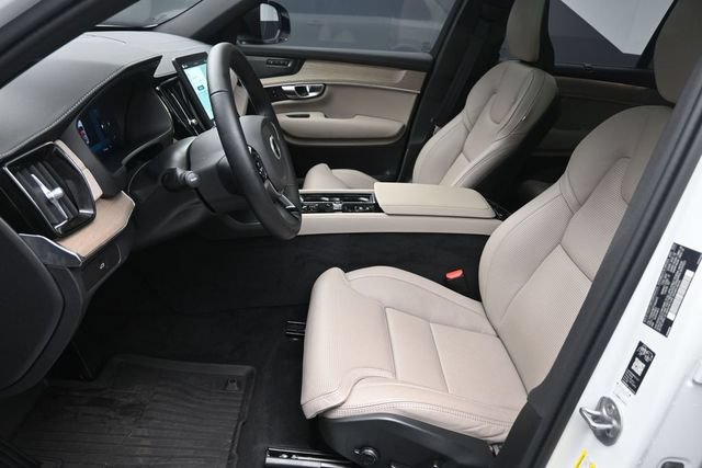 Certified 2026 Volvo XC90 B6 Ultra w/ Protection Package Premier AWD/4WD image 18