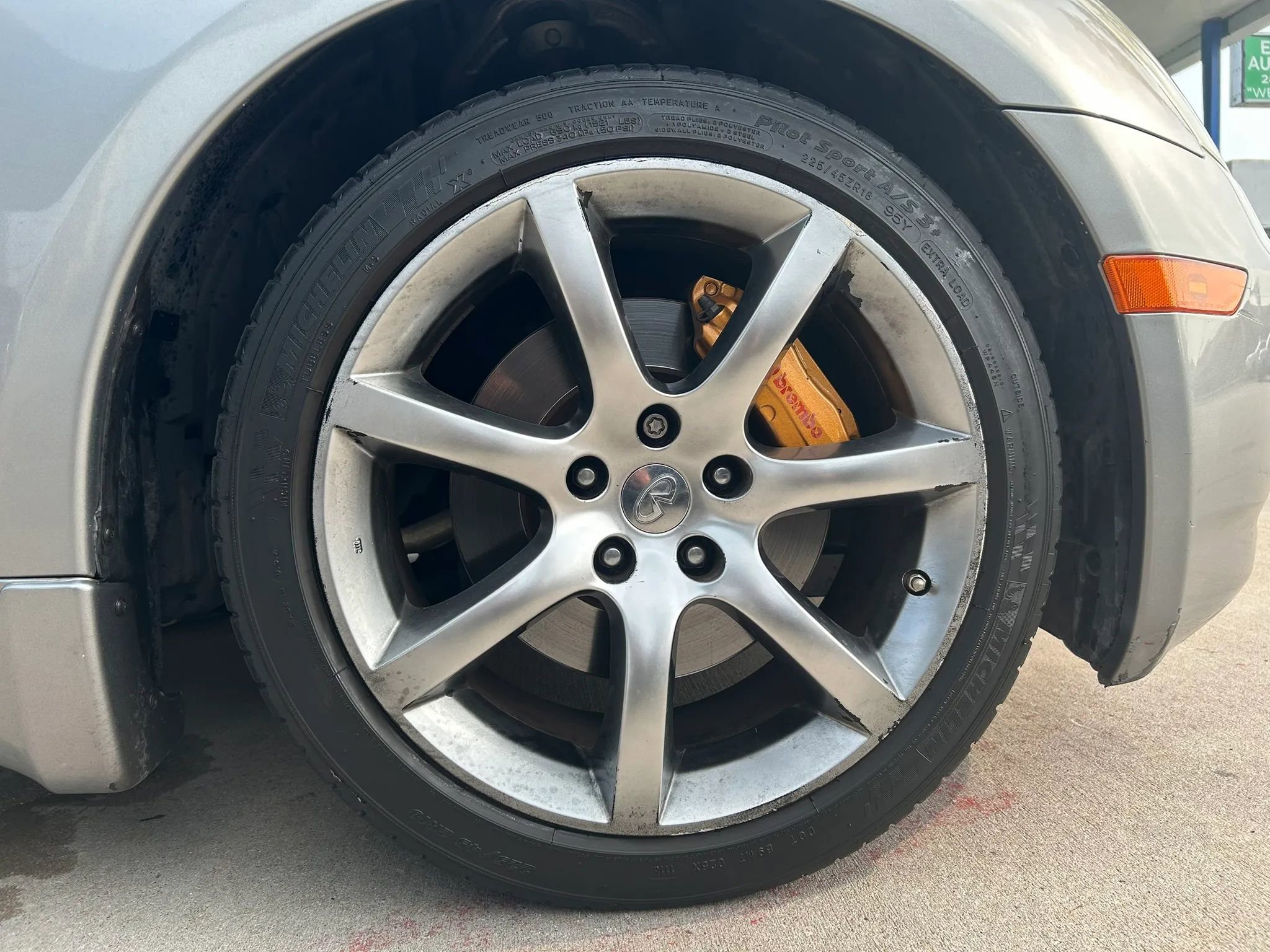 Used 2004 INFINITI G35 Coupe w/ Premium Pkg RWD image 25