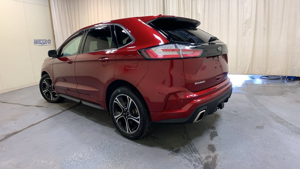 Certified 2019 Ford Edge ST w/ Convenience Package AWD/4WD image 5