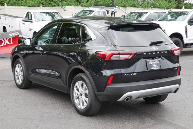 Used 2023 Ford Escape Active AWD/4WD image 8