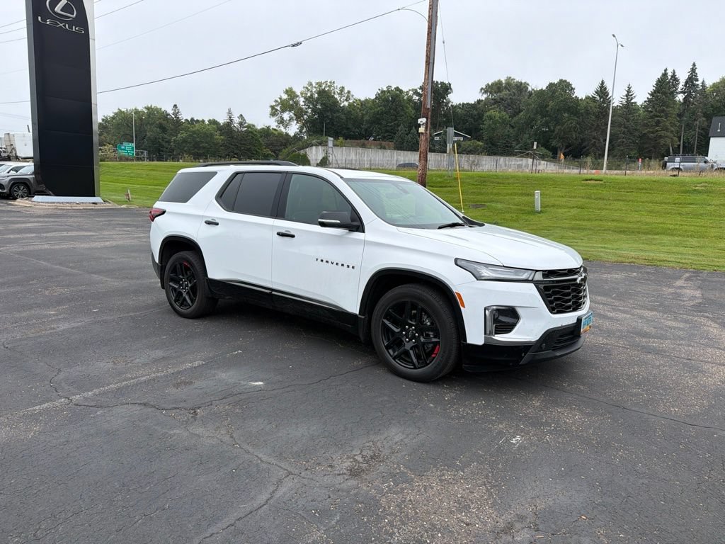 Used 2022 Chevrolet Traverse Premier w/ Redline Edition AWD/4WD image 20