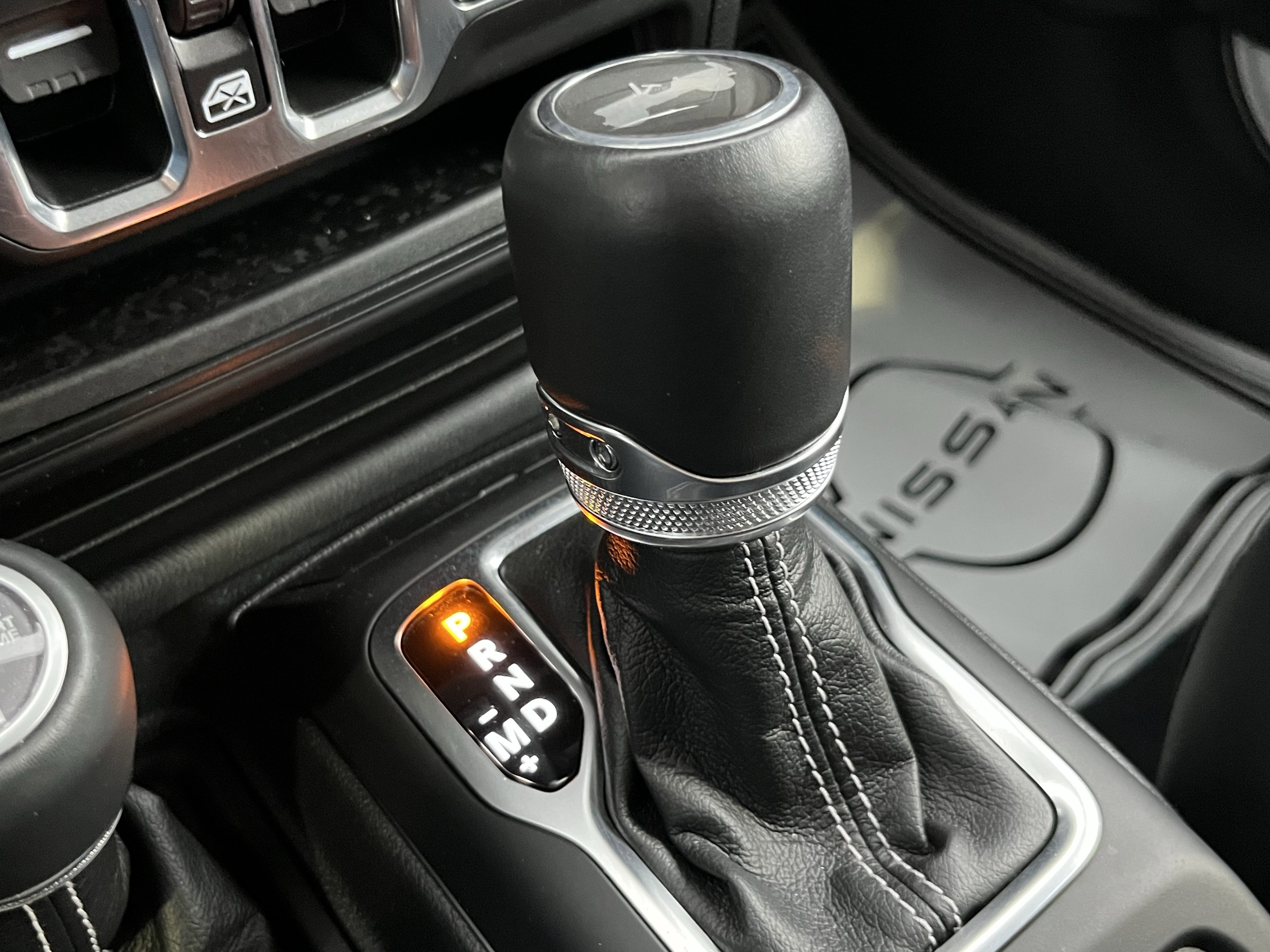 Used 2023 Jeep Wrangler Unlimited Sahara w/ Cold Weather Group image 27