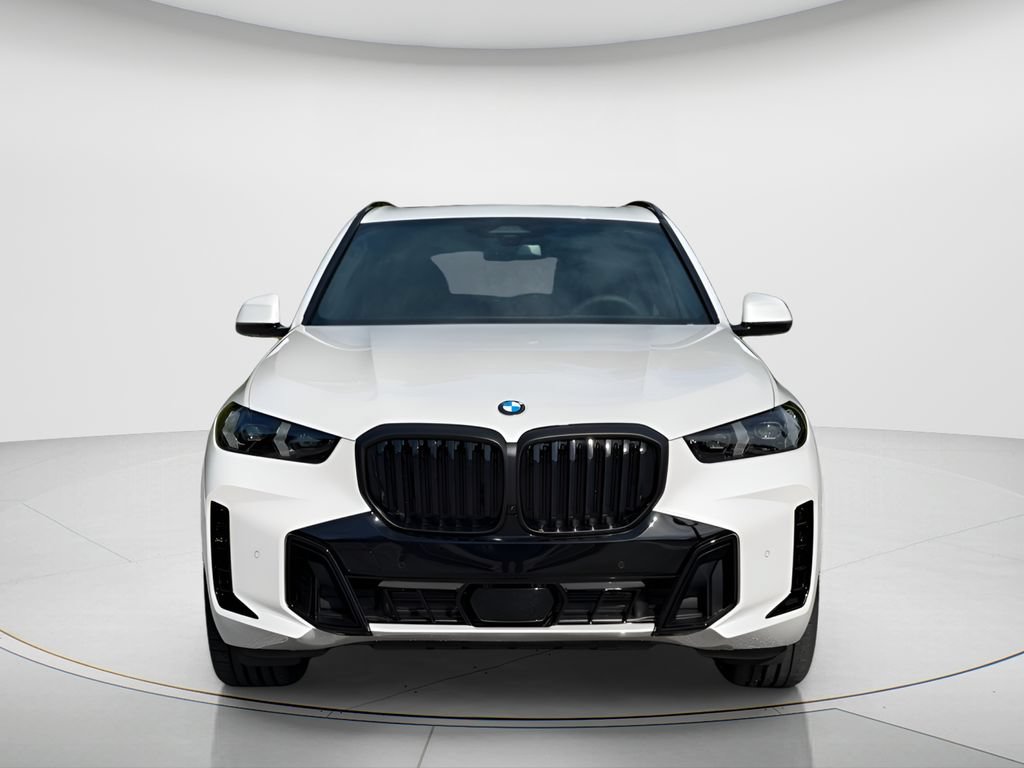 New 2026 BMW X5 xDrive40i w/ M Sport Package AWD/4WD image 2