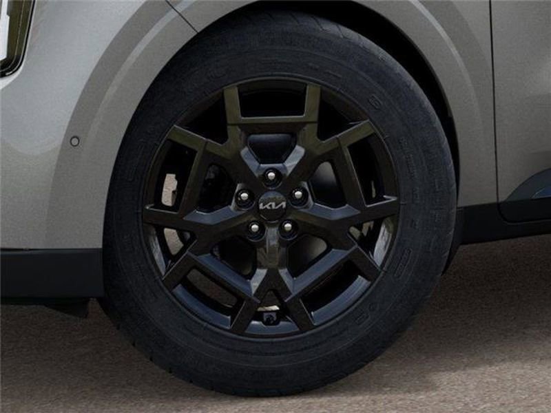 New 2026 Kia Carnival SX w/ SX Dark Edition Package image 9