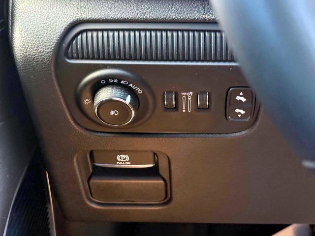 Used 2023 Jeep Wagoneer Series II AWD/4WD image 22