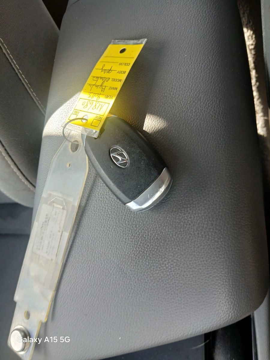 Used 2023 Hyundai Elantra SEL image 9