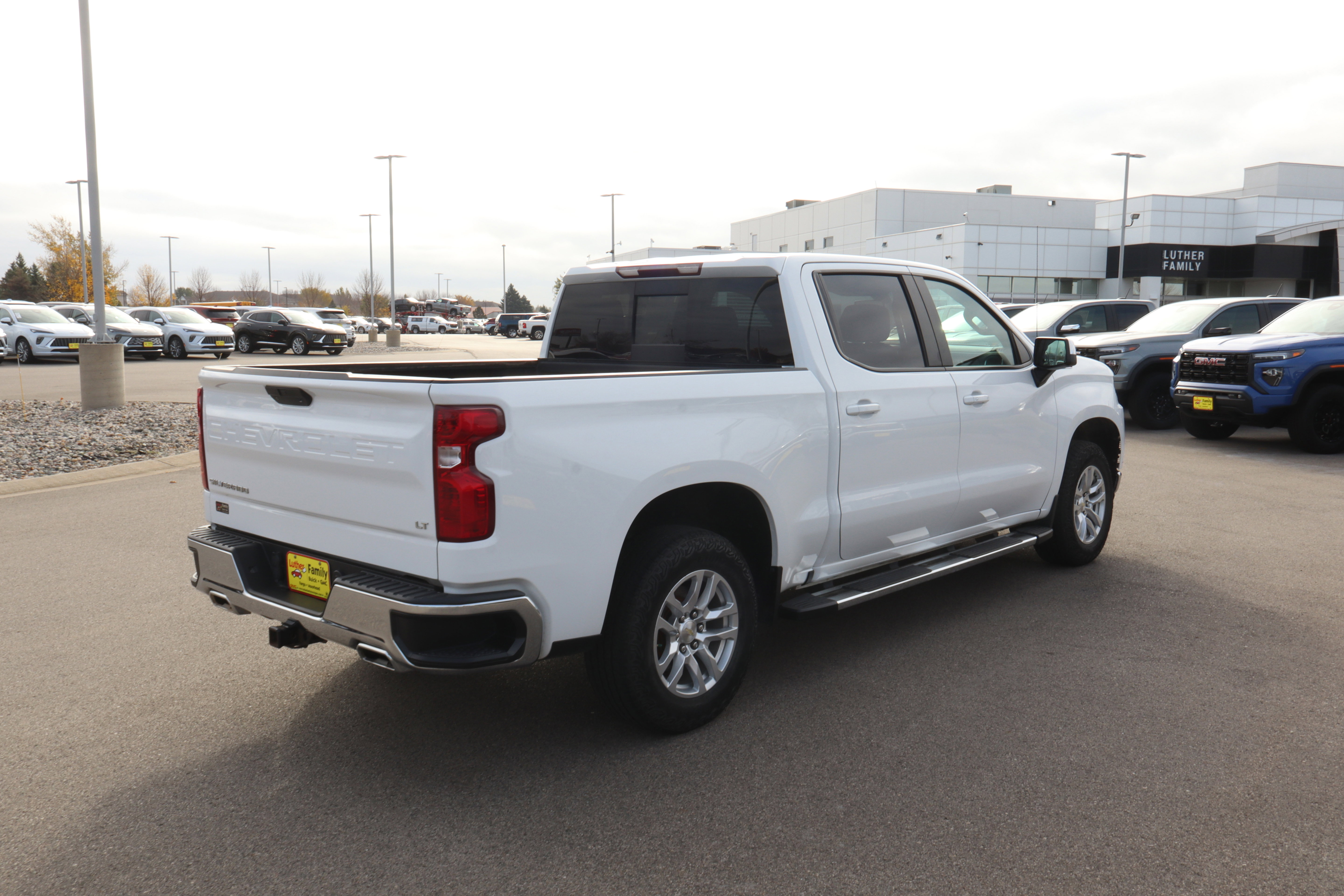 Used 2020 Chevrolet Silverado 1500 LT w/ All-Star Edition image 7