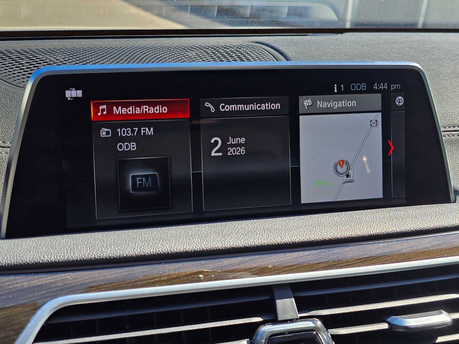 Used 2018 BMW 750i RWD image 27