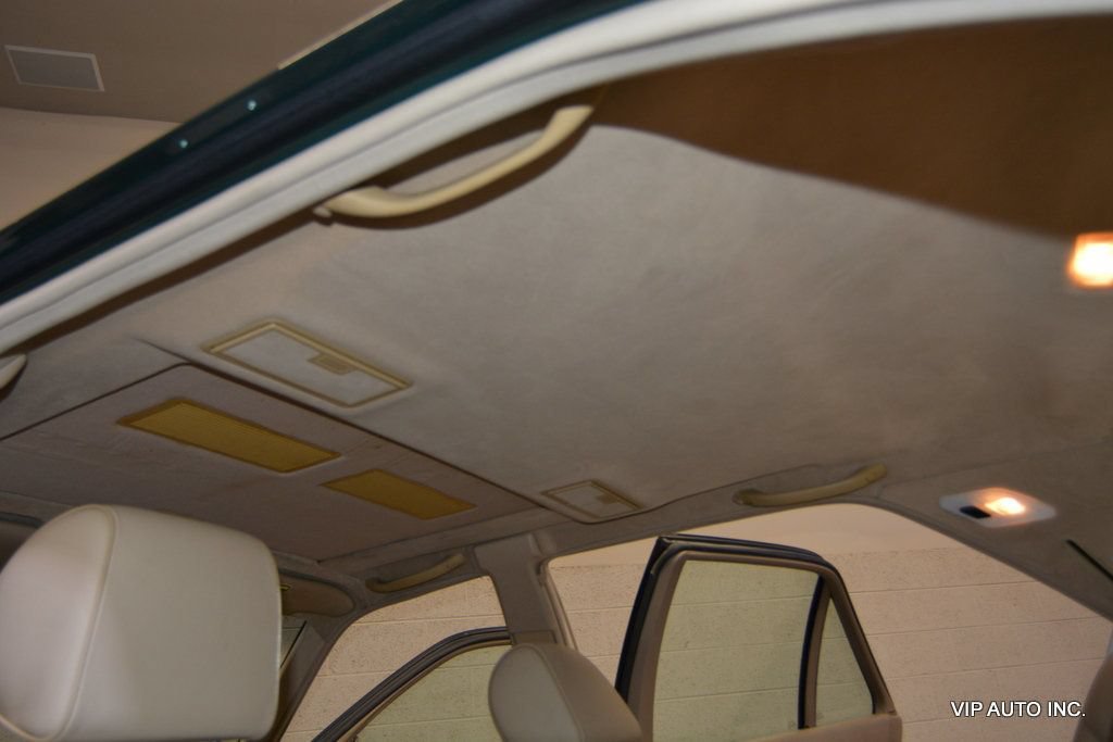 Used 1998 Mercedes-Benz S 320 image 16