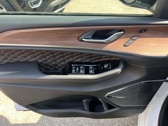 Used 2023 Jeep Grand Cherokee Summit image 16