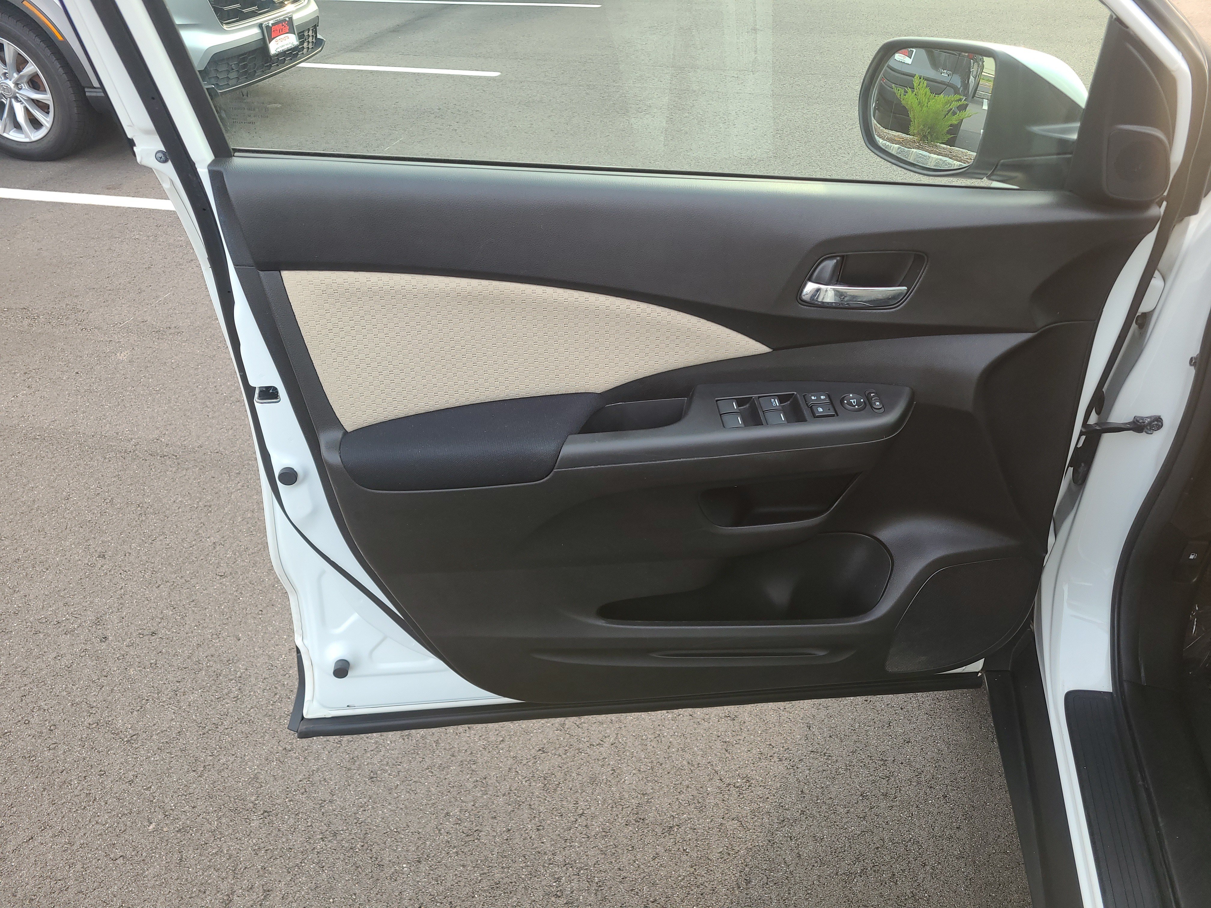 Used 2016 Honda CR-V EX image 14