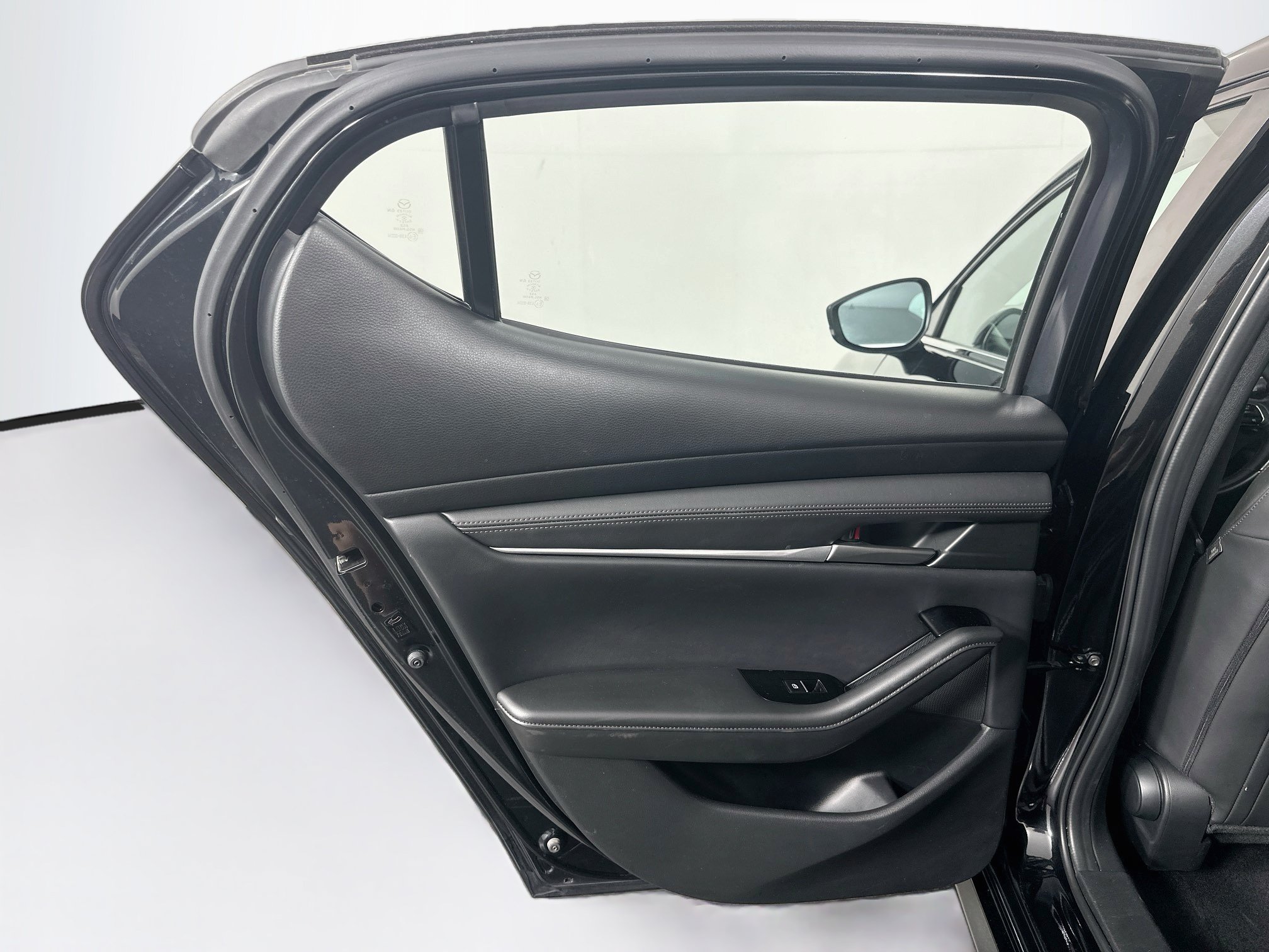 Used 2024 MAZDA MAZDA3 s FWD image 27