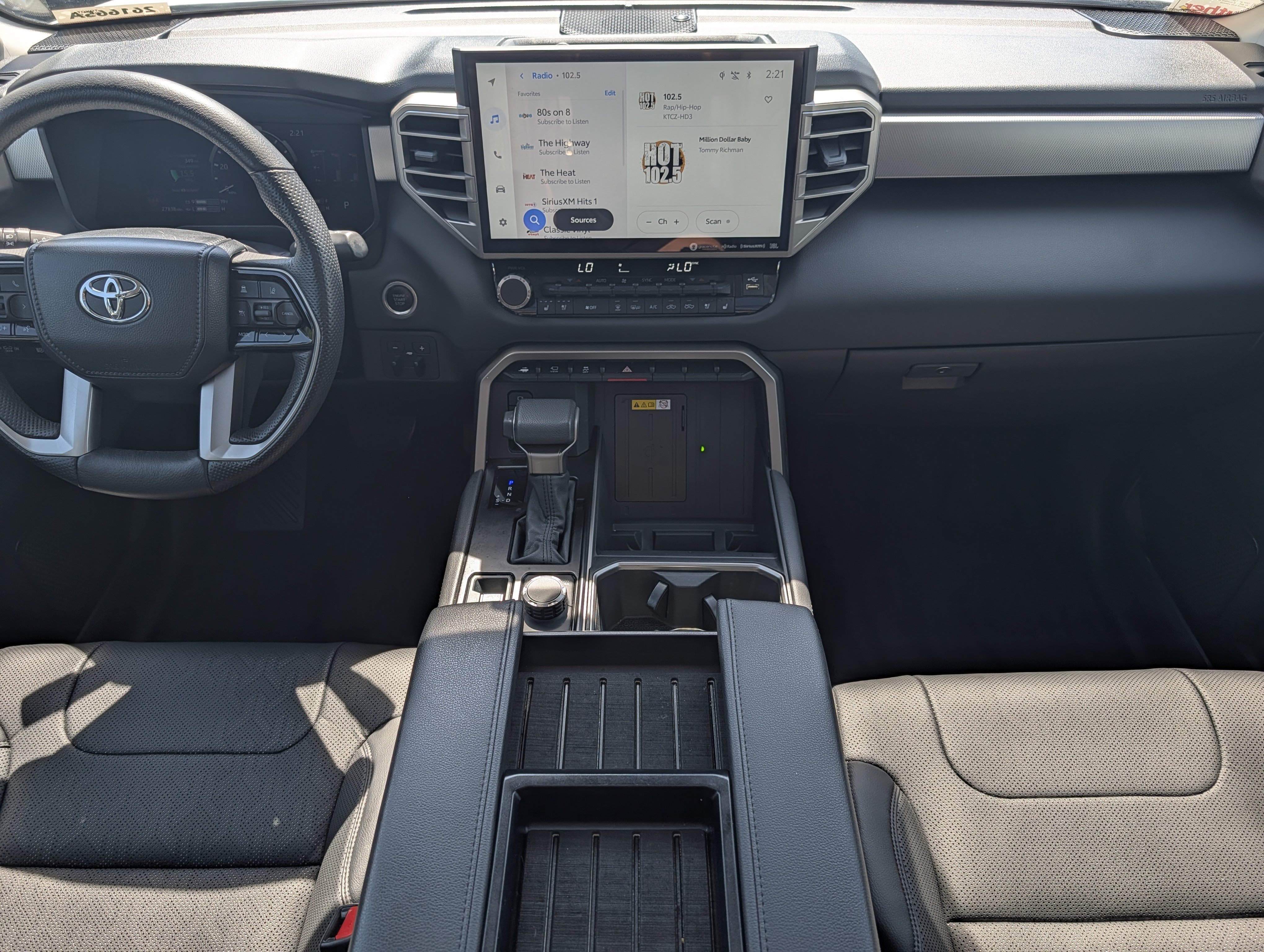 Used 2024 Toyota Tundra Limited AWD/4WD image 10