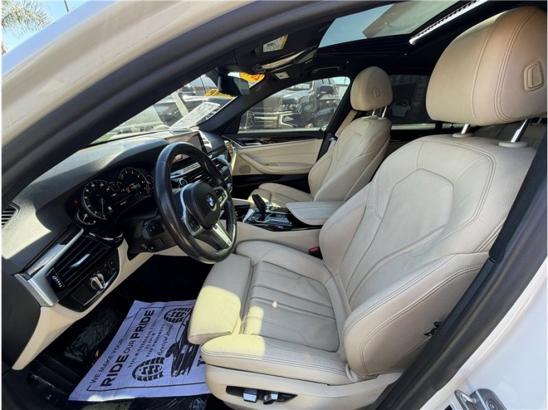 Used 2019 BMW 540i RWD image 18