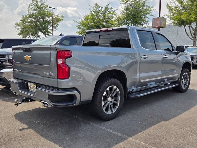 Used 2024 Chevrolet Silverado 1500 High Country w/ Technology Package AWD/4WD image 3