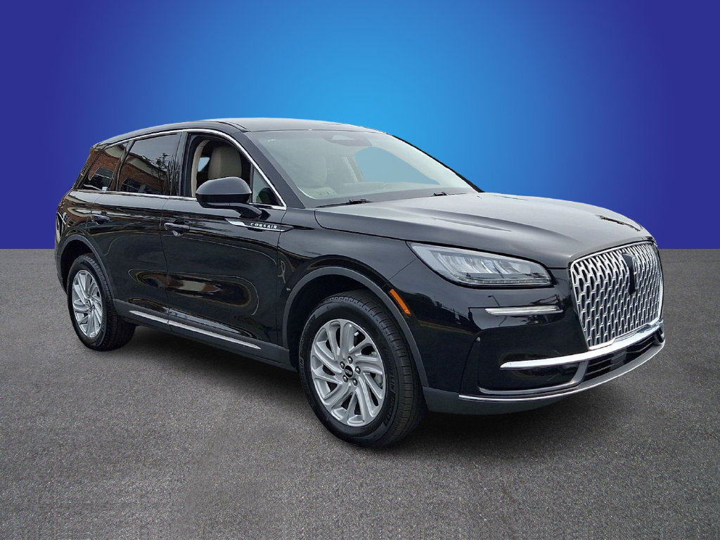 Used 2025 Lincoln Corsair FWD image 3