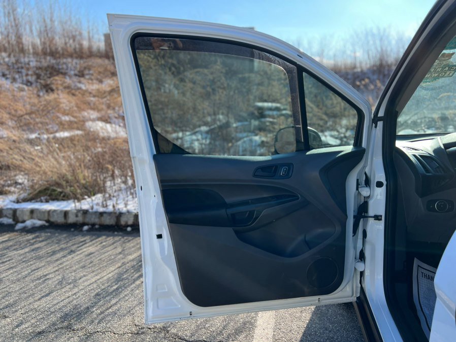 Used 2019 Ford Transit Connect XL image 24
