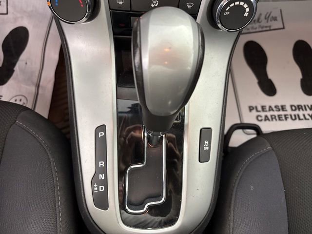 Used 2014 Chevrolet Cruze LT FWD image 15