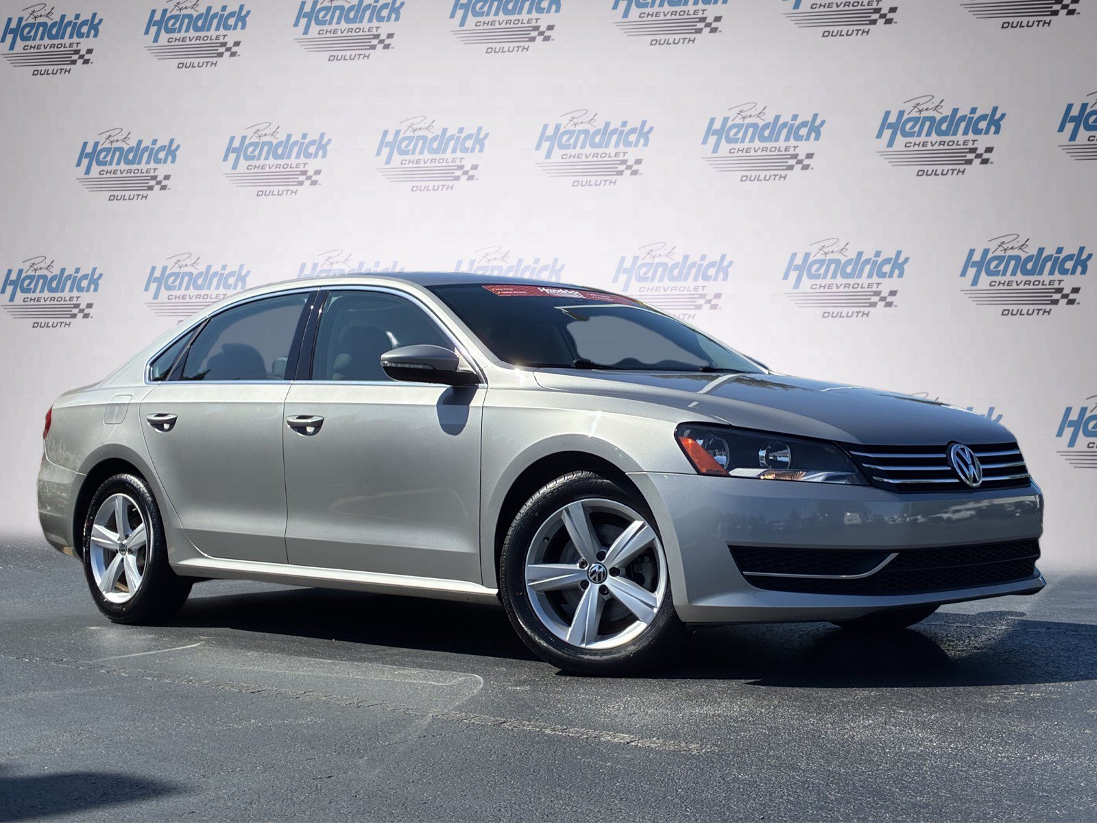 Used 2012 Volkswagen Passat 2.5 SE FWD video 2