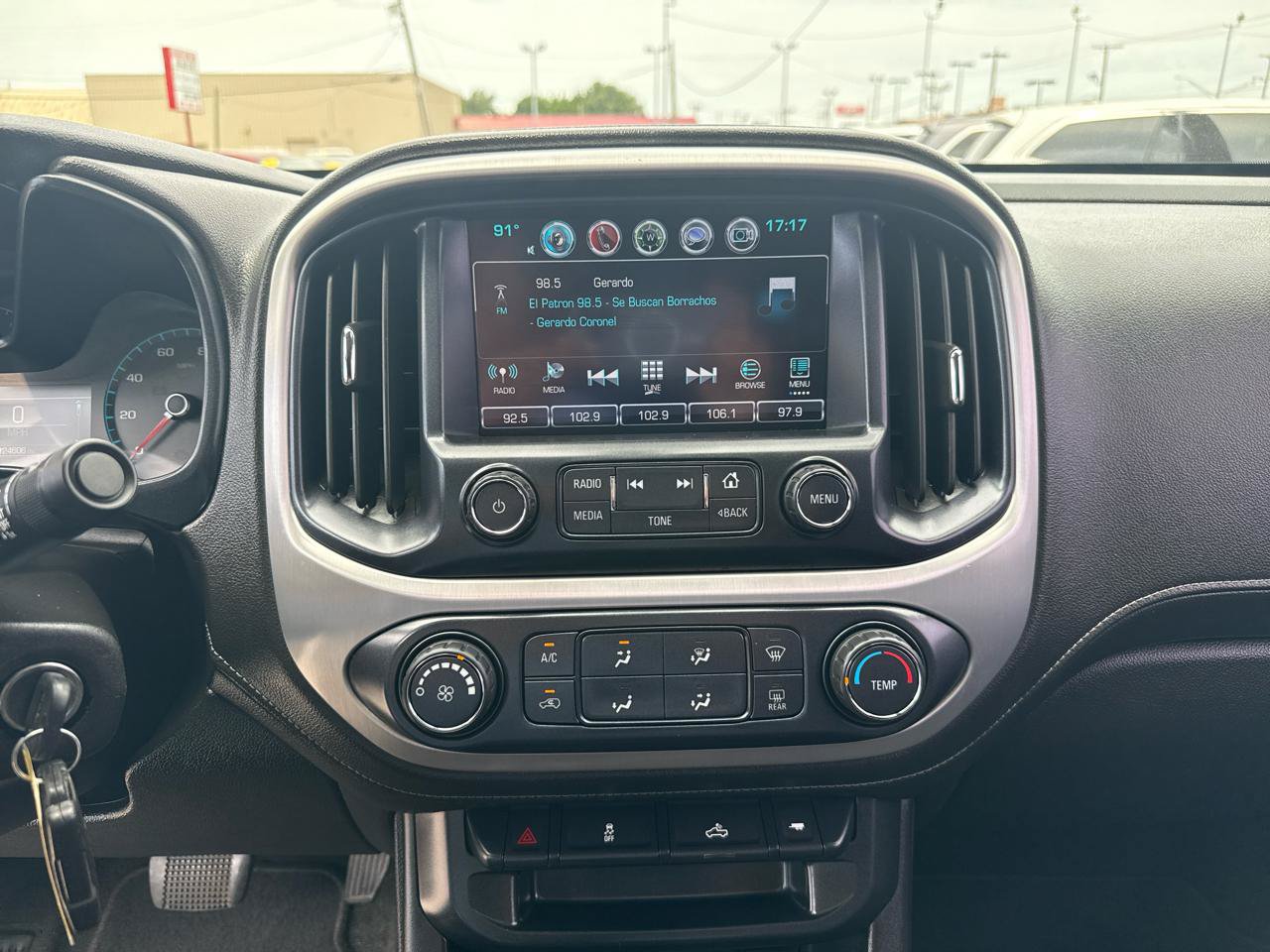 Used 2018 GMC Canyon SLE RWD image 19