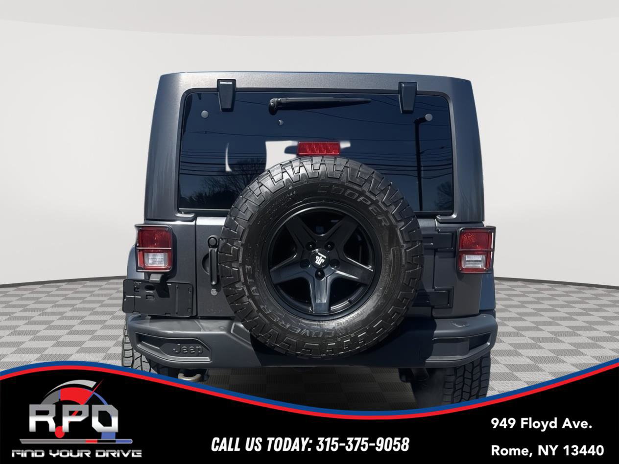 Used 2018 Jeep Wrangler Unlimited Sport image 4