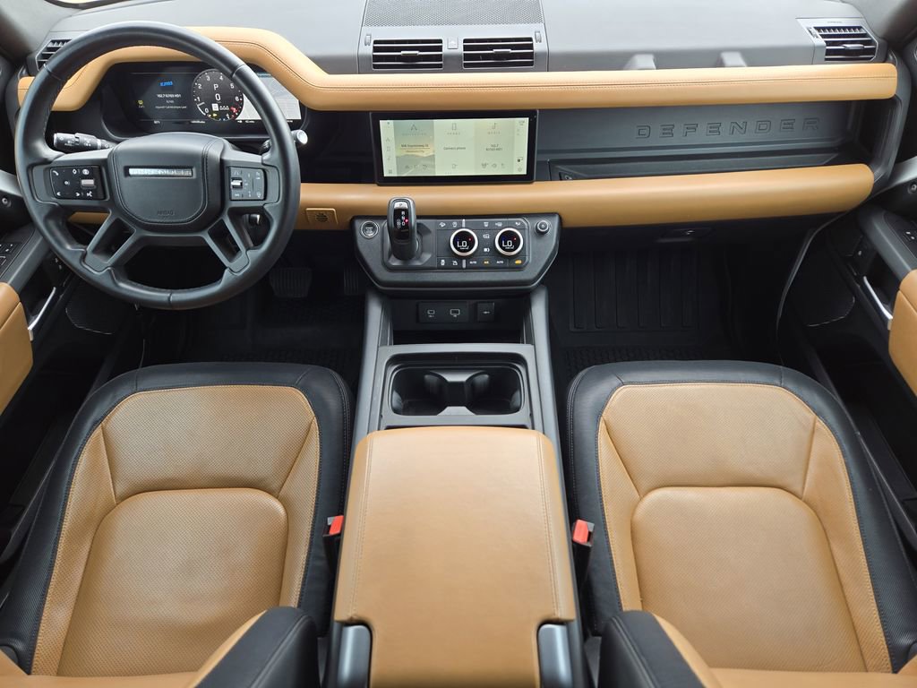 Used 2024 Land Rover Defender 110 X-Dynamic SE AWD/4WD image 21