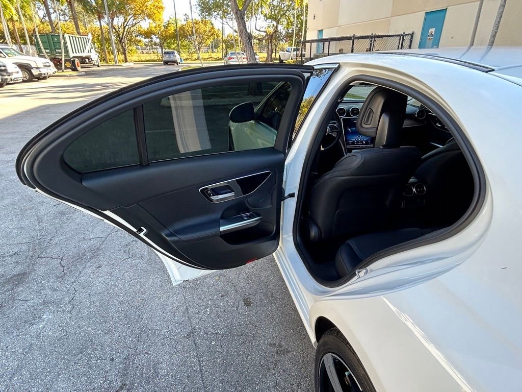 Used 2022 Mercedes-Benz C 300 Sedan image 36
