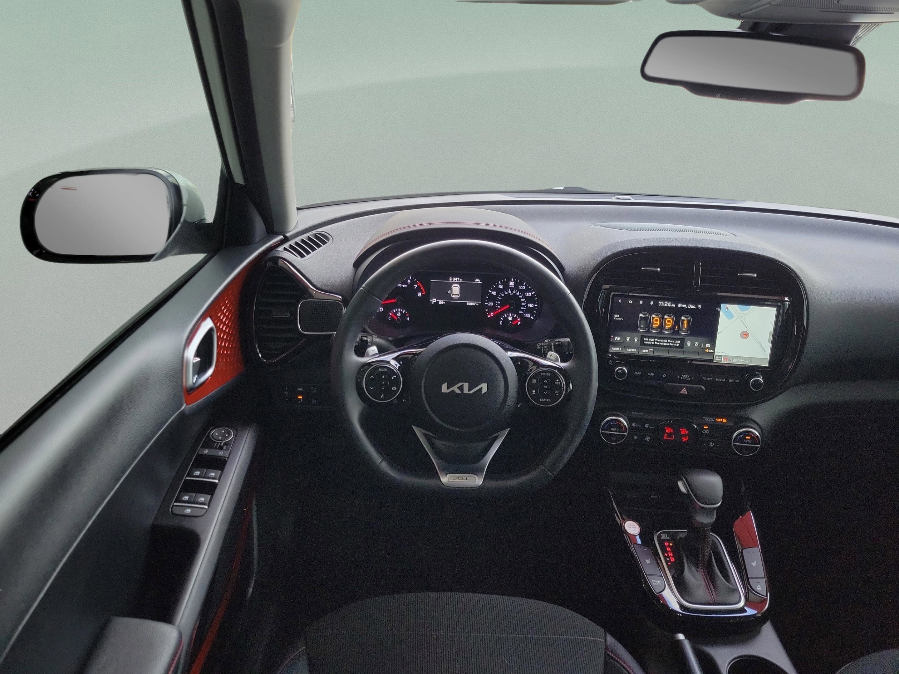 Used 2022 Kia Soul Turbo image 12