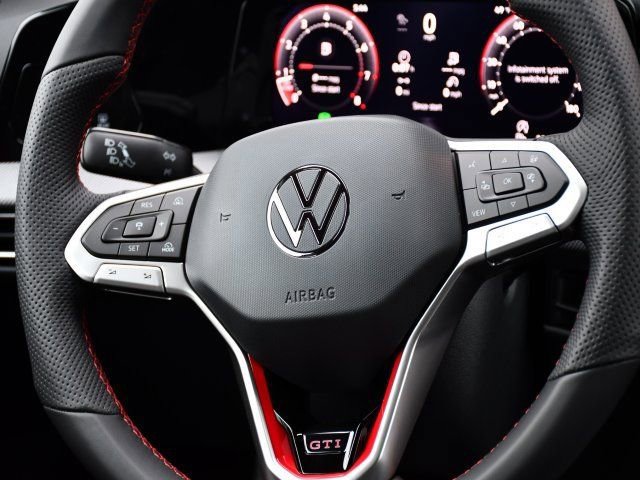 New 2026 Volkswagen GTI SE FWD image 21