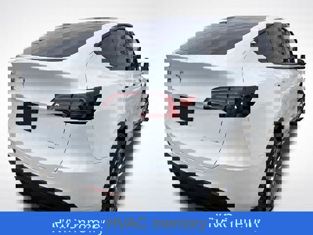 Used 2023 Tesla Model Y Long Range image 9