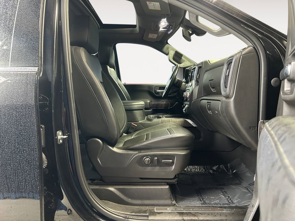 Used 2023 GMC Sierra 3500 Denali image 10