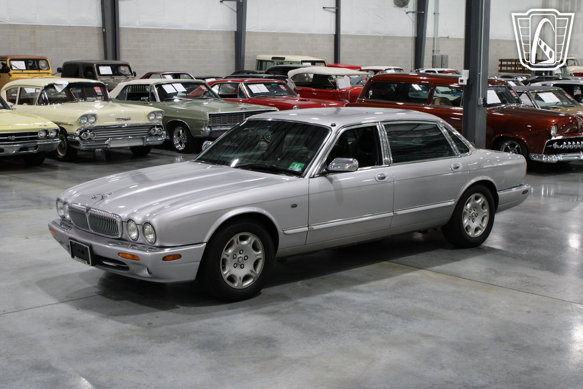 Used 2002 Jaguar XJ8 L RWD image 28
