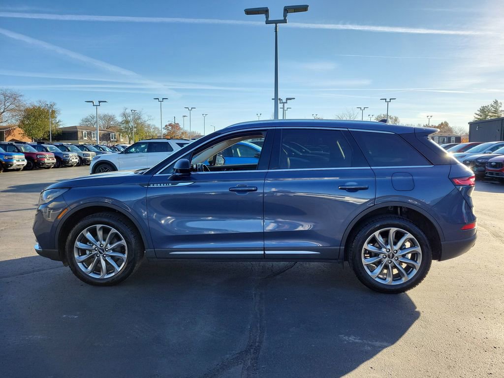 Used 2022 Lincoln Corsair FWD w/ Premium Package image 7