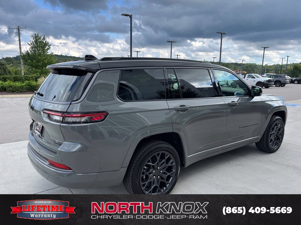 New 2027 Jeep Grand Cherokee L Summit AWD/4WD image 22