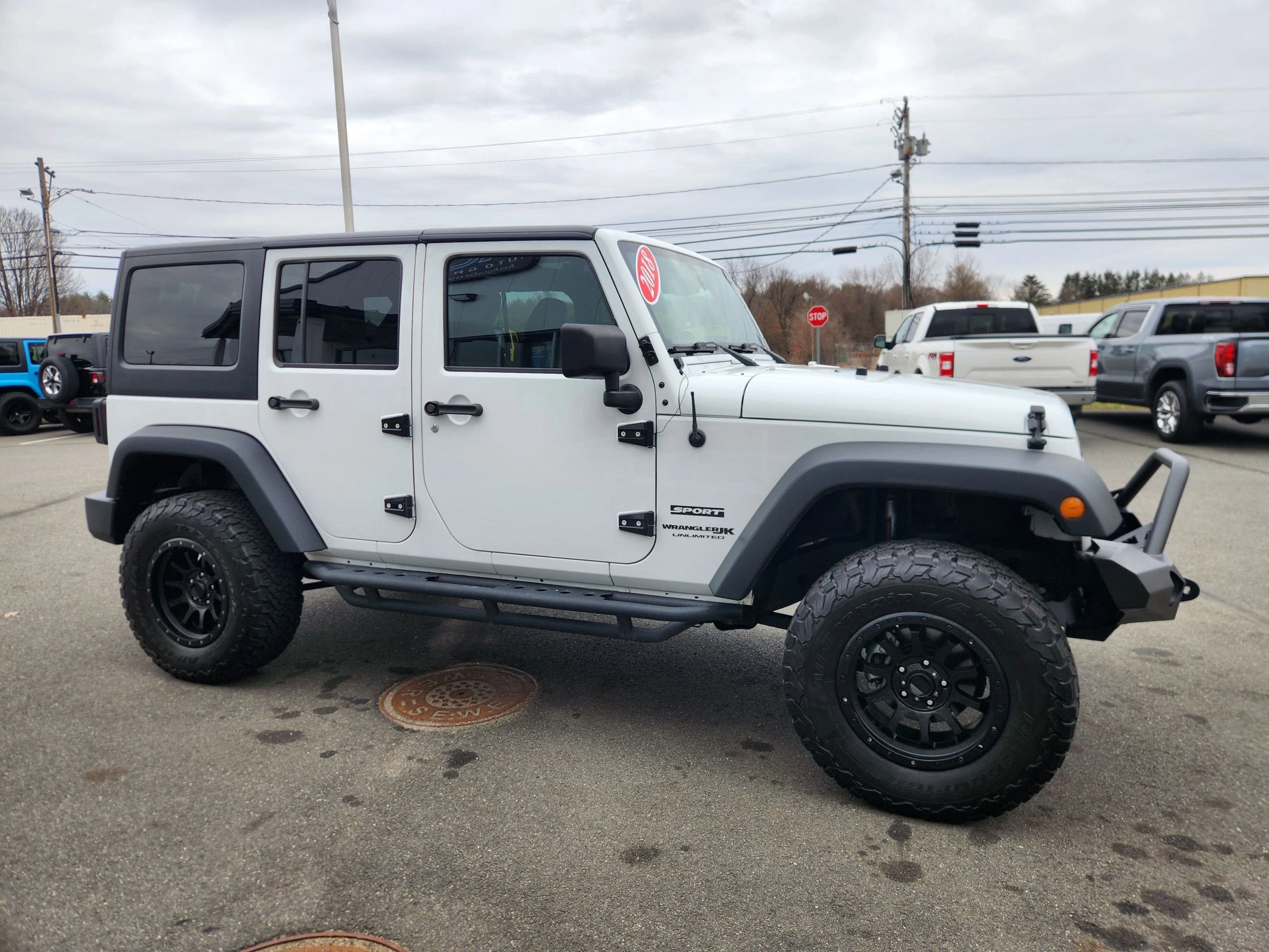 Used 2018 Jeep Wrangler Unlimited Sport S image 19
