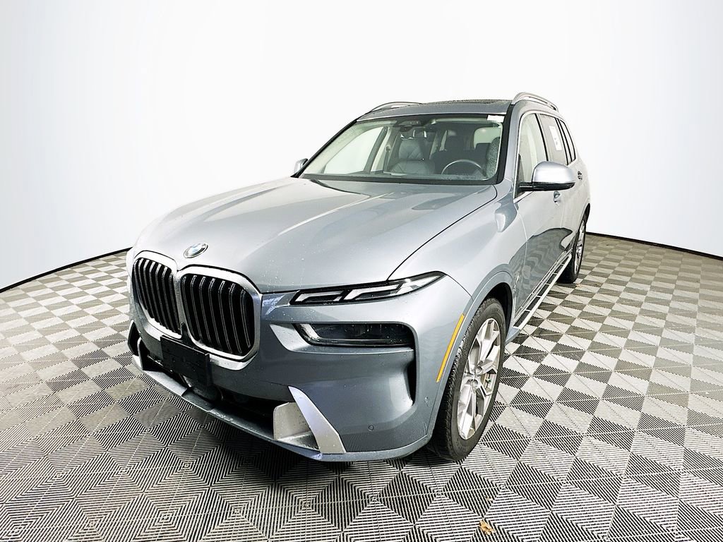 Used 2023 BMW X7 xDrive40i w/ Executive Package image 4