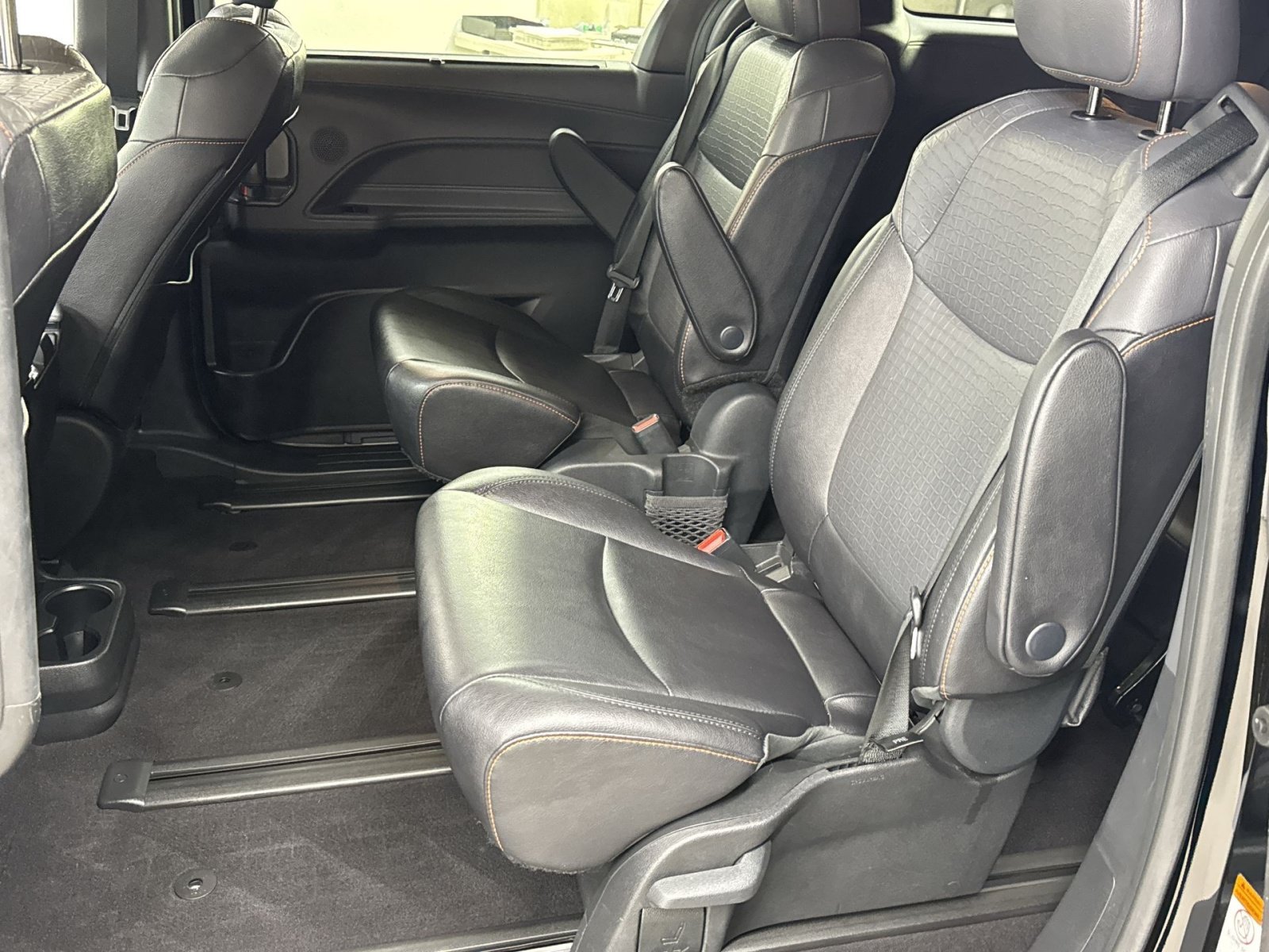 Used 2024 Toyota Sienna XSE w/ XSE Plus Package AWD/4WD image 35