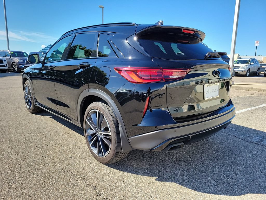 Used 2023 INFINITI QX50 Sport AWD/4WD image 3