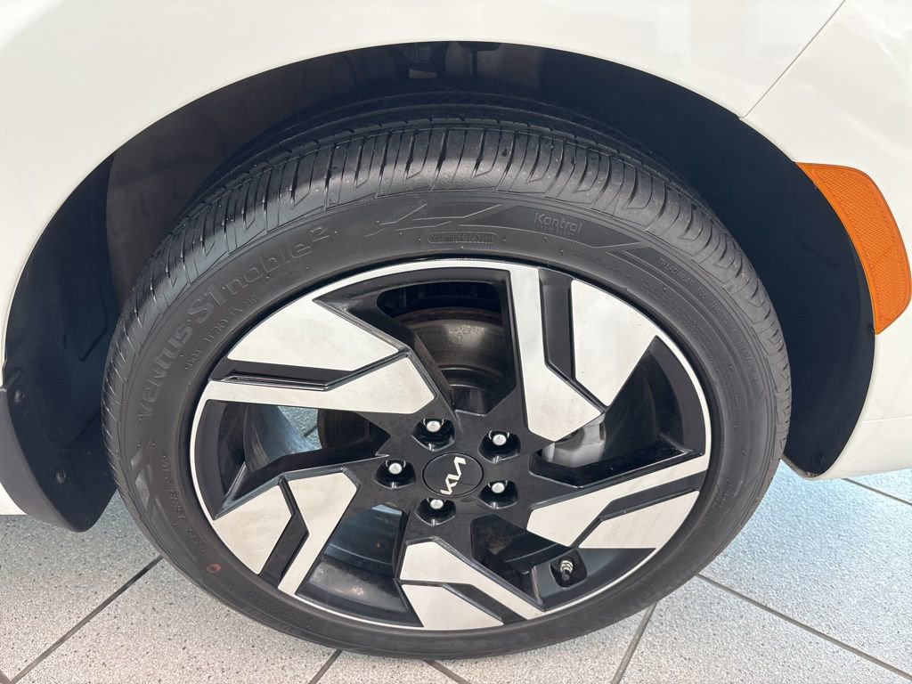 Used 2025 Kia Soul GT-Line image 20