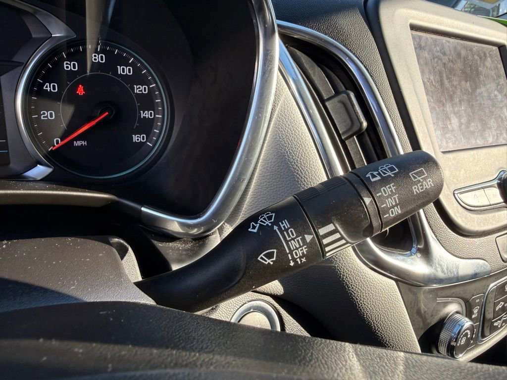 Certified 2024 Chevrolet Equinox LS w/ LS Convenience Package image 32