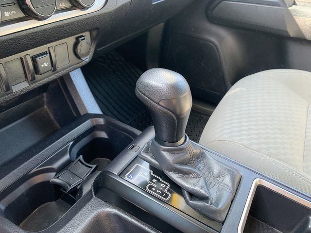 Used 2023 Toyota Tacoma SR AWD/4WD image 21