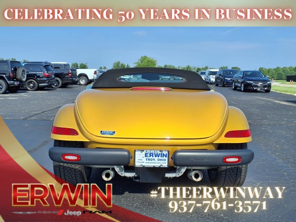 Used 2002 Chrysler Prowler image 12