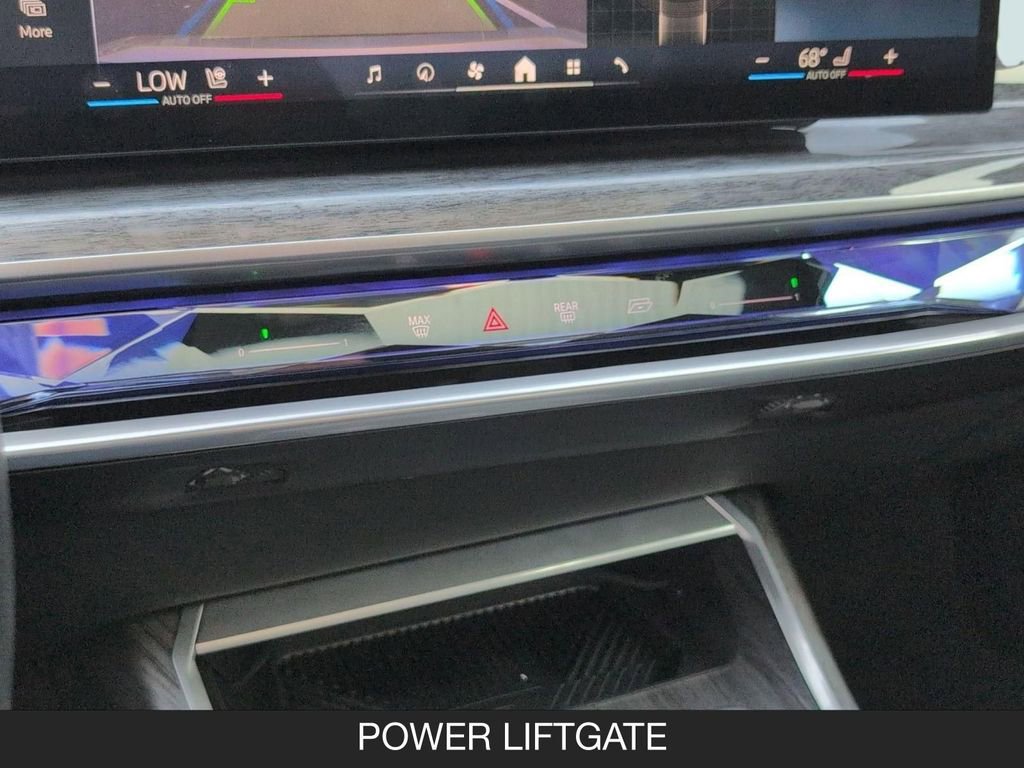 Used 2025 BMW 740i image 21