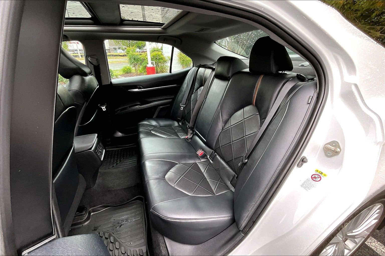 Used 2018 Toyota Camry XLE FWD image 25