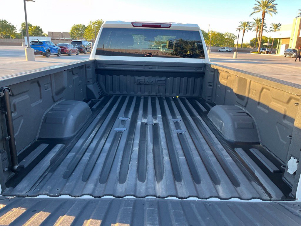 Used 2024 GMC Sierra 3500 SLT AWD/4WD image 11