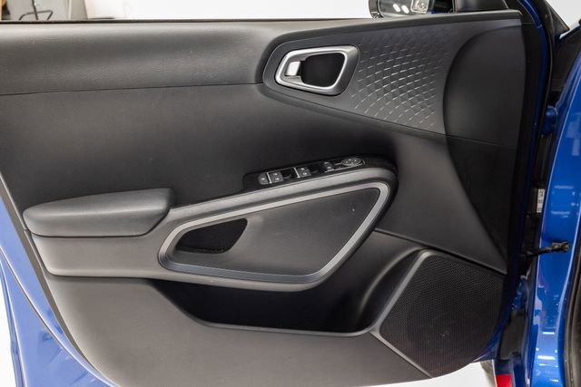 Used 2020 Kia Soul GT-Line FWD image 8